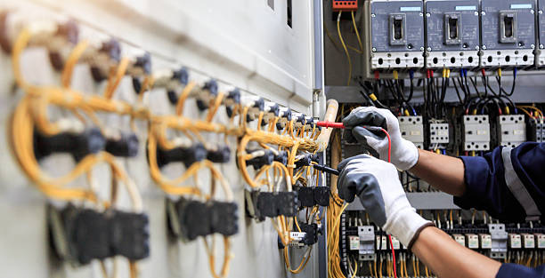Professional Electrician technician working in Point Pleasant Beach, NJ